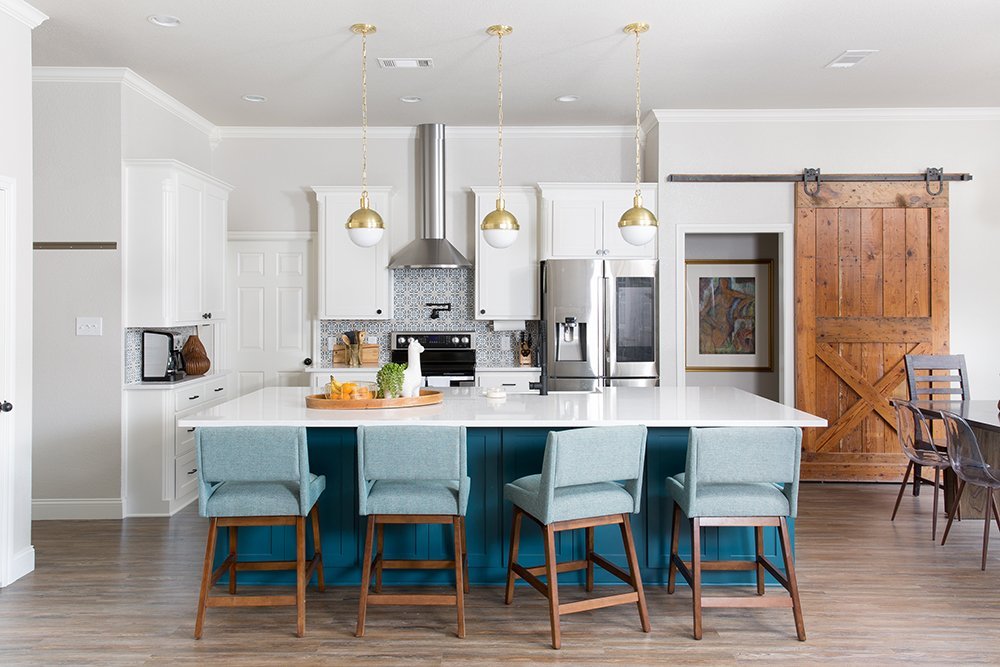 A modern blue kitchen in Waco Texas that's totally family-friendly