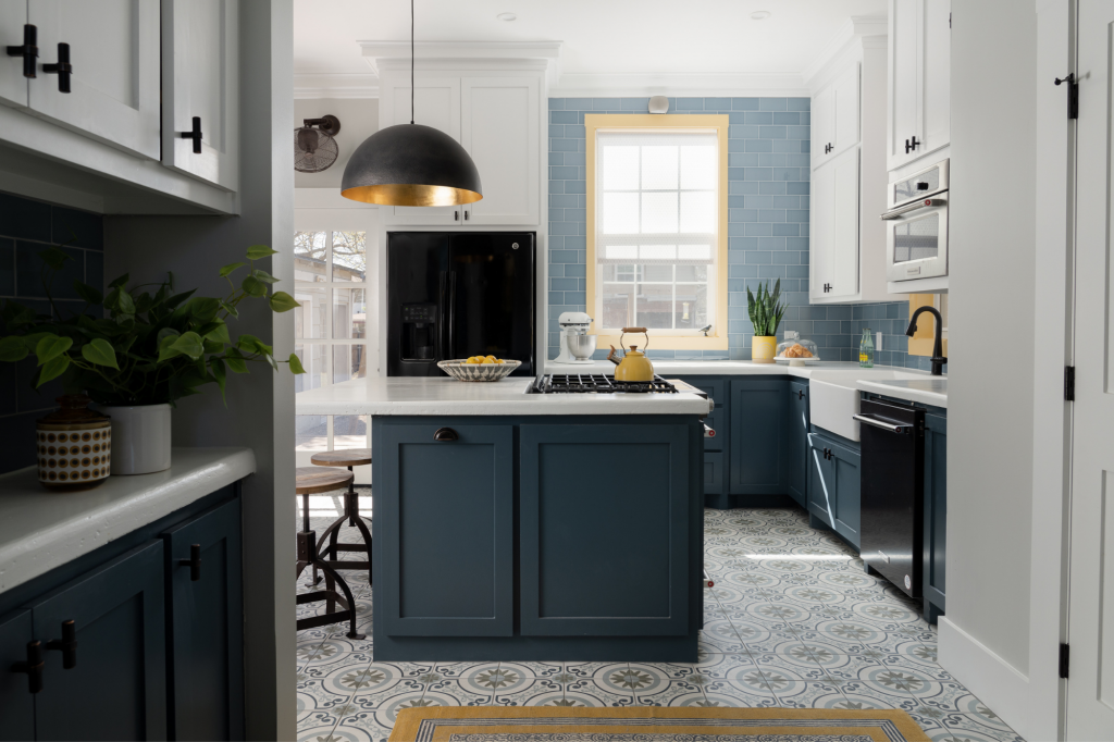 historic-blue-kitchen-interior-designer-lesley-myrick-1