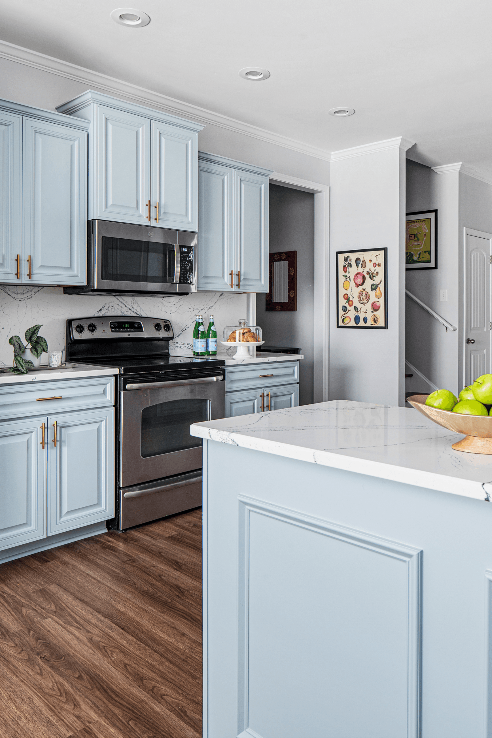 Stardew blue kitchen designed by Atlanta luxury designer Lesley Myrick Interior Design.