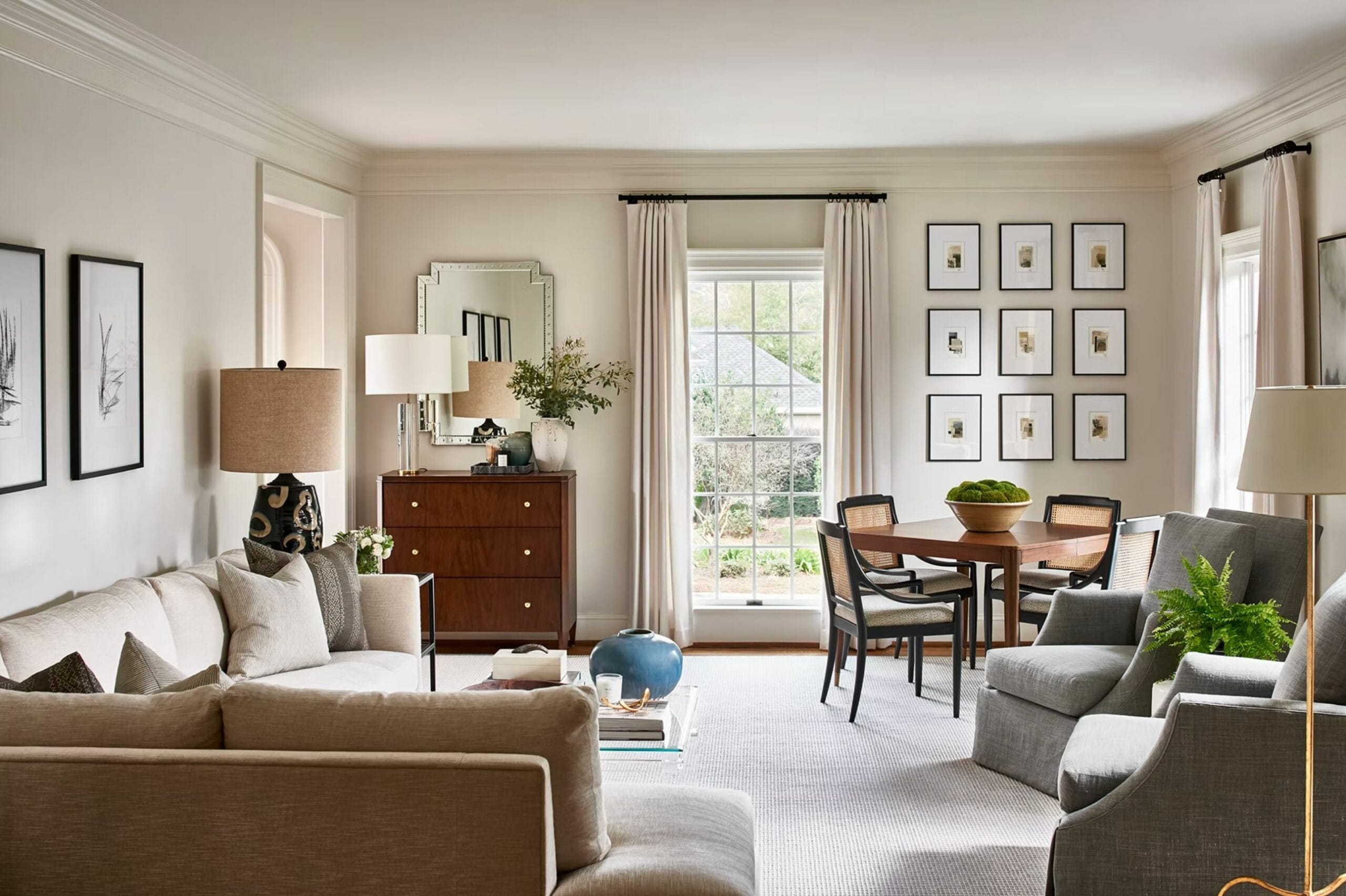 A traditional living room designed by Robinson Home.