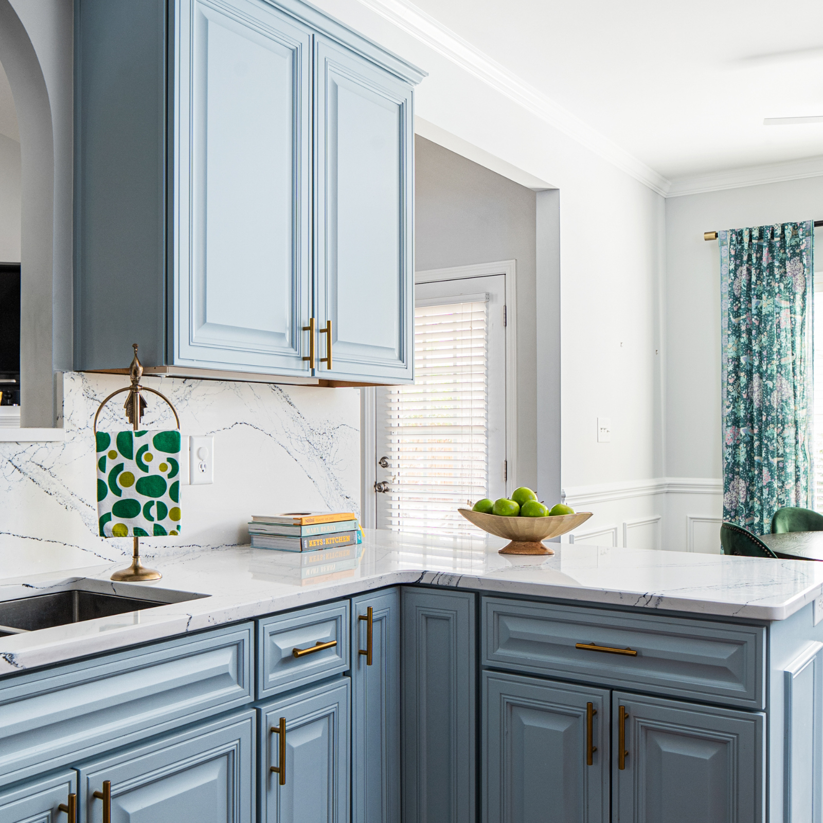 kitchen-refresh-atlanta-luxury-interior-design-blue-cabinets-3