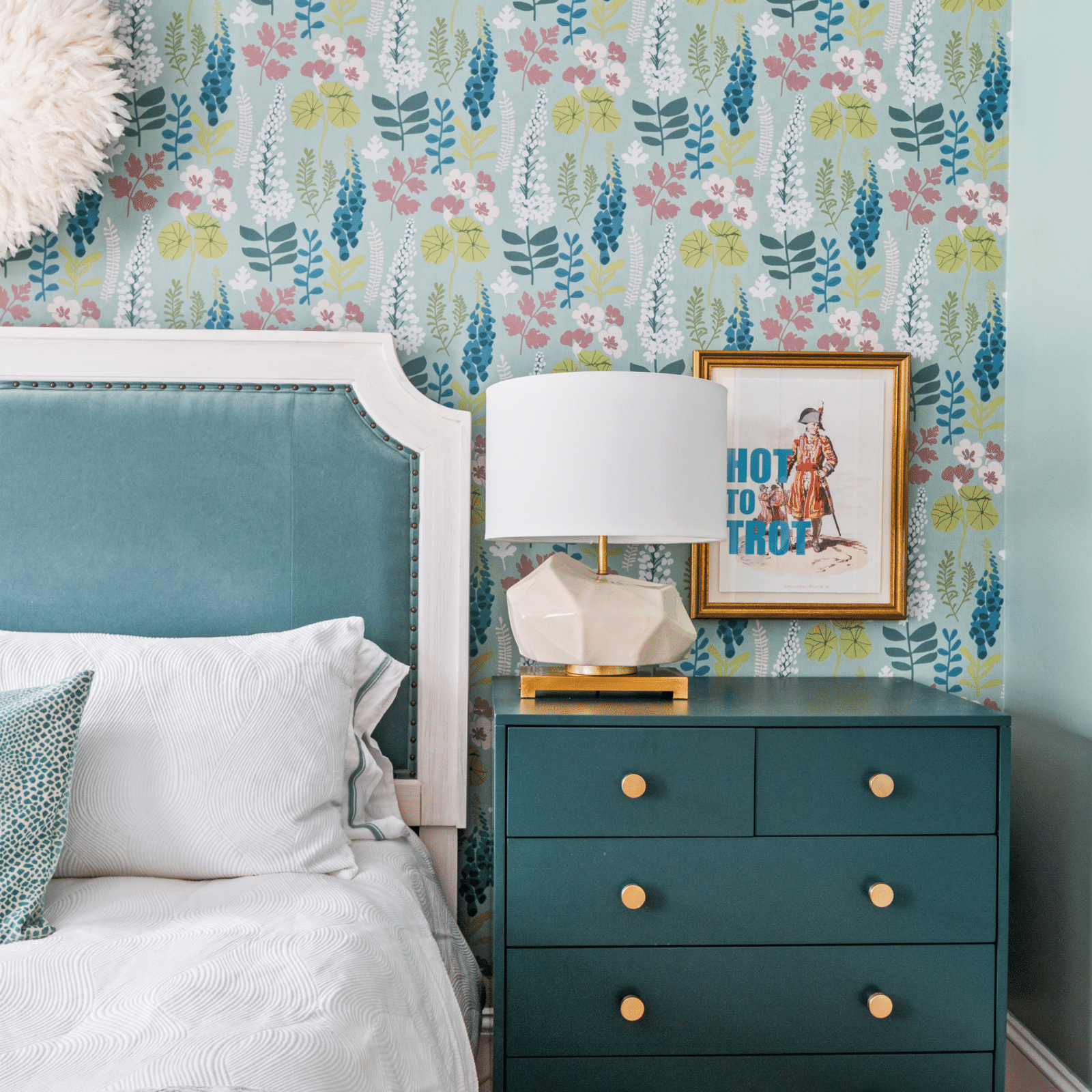 macon-historic-home-guest-bedroom-floral-5